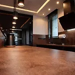 Corner - Z Widokiem - Azw *