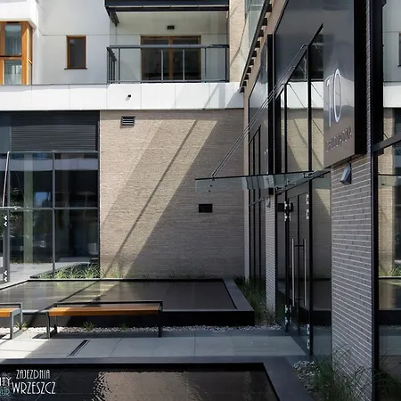 Corner - Z Widokiem - Azw *