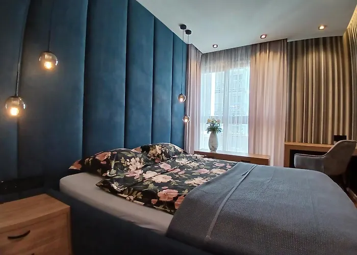 Corner - Z Widokiem - Azw